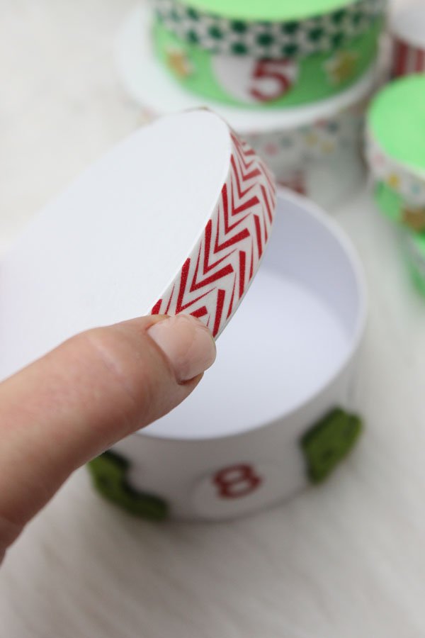 DIY-Adventskalender aus Geschenkeboxen 