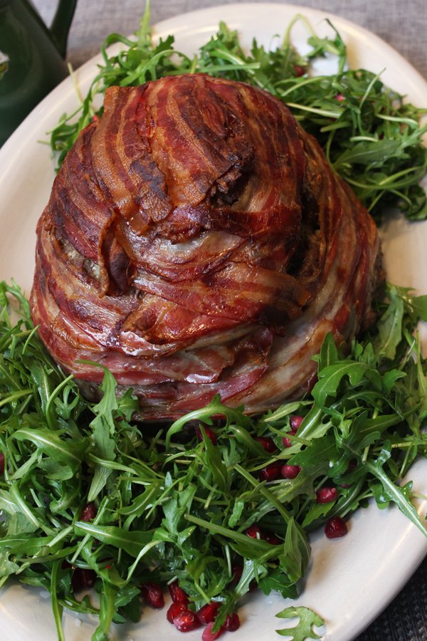 Low Carb Blumenkohlbombe mit Rahmsauce