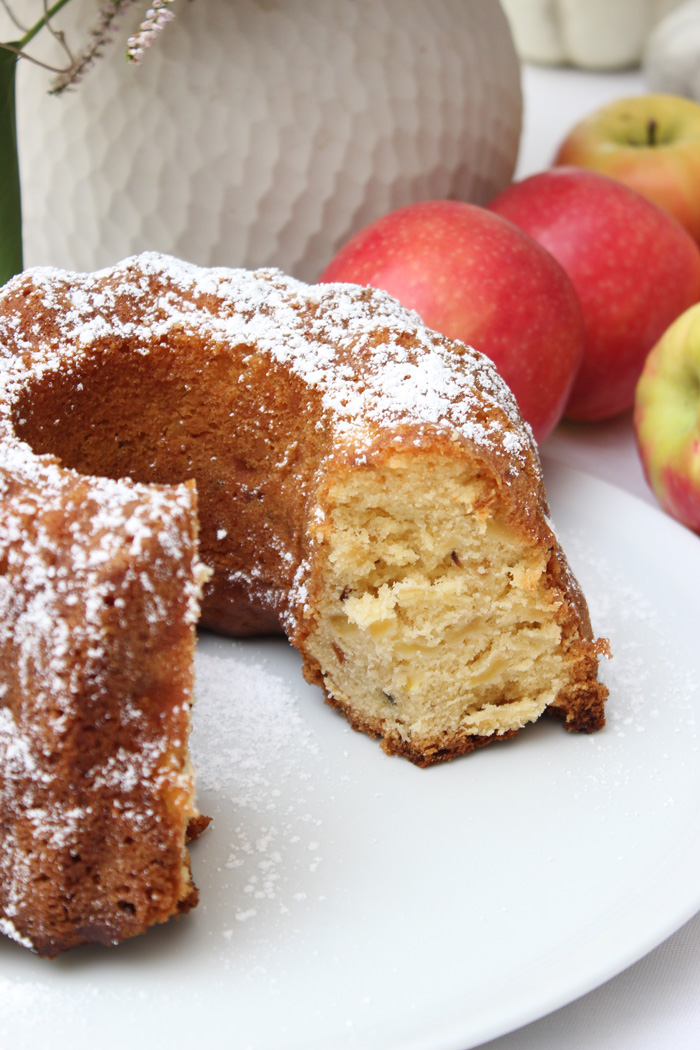 Low Carb Apfel-Gugelhupf