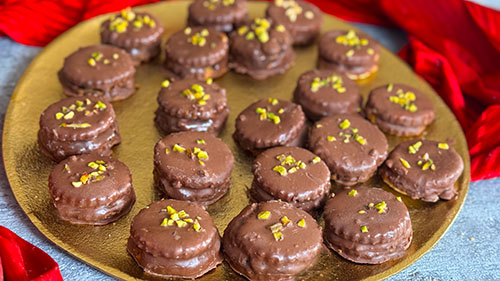 Warum du diese Ischler Törtchen einfach backen musst 2 Ischler Törtchen Rezept einfach