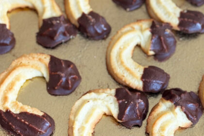 Spritzgebäck aus dem Spritzbeutel zart, buttrig und immer ein Publikumsliebling