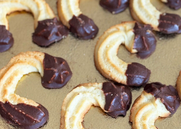 Spritzgebäck aus dem Spritzbeutel zart, buttrig und immer ein Publikumsliebling 1 Spritzgebäck aus dem Spritzbeutel zart, buttrig und immer ein Publikumsliebling